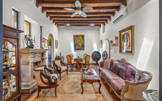 Casa Preciosa