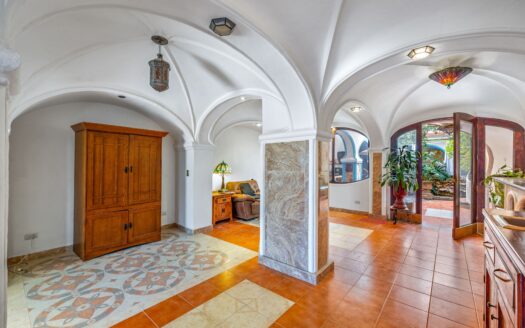 CASA NOUVEAU